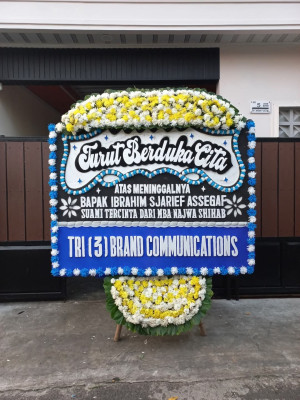 Papan Bunga Duka di Ranca Bango